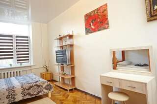 Отели типа «постель и завтрак» Smart Inn Минск Кровать в общем номере с 4 кроватями-12